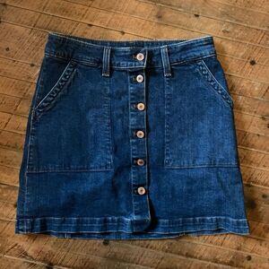 J Crew dark wash copper button down the front 4 denim mini skirt